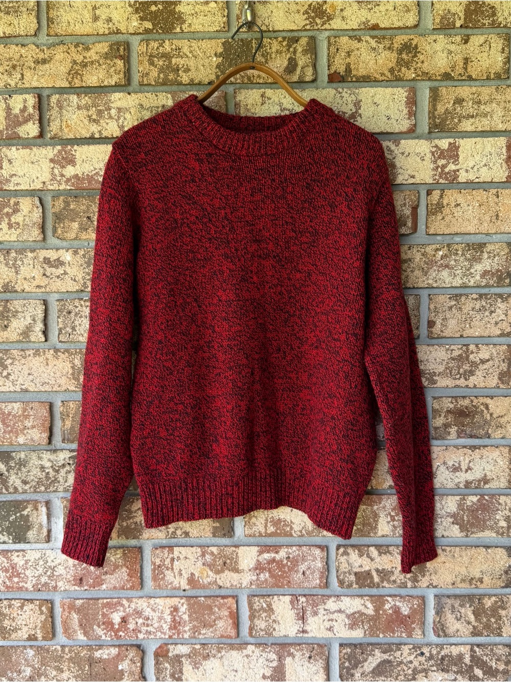 Lands End Crewneck Sweater Women’s Size Medium 85% Wool 15% Nylon Beautiful!